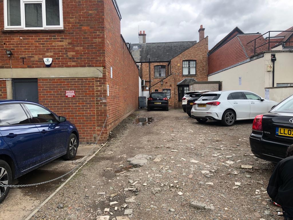 James Neave Estate Agent KT12 1BZ