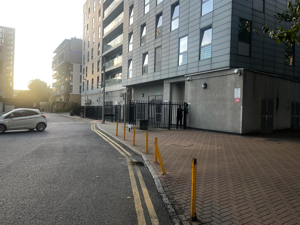 Wharfside Point E14 0BN