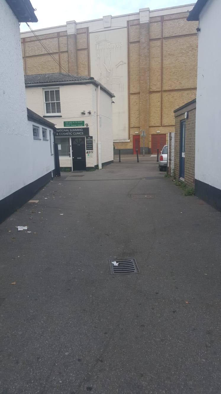 Goring Square TW18 4EW